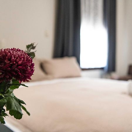New Crown Hotel Motel هاي المظهر الخارجي الصورة
